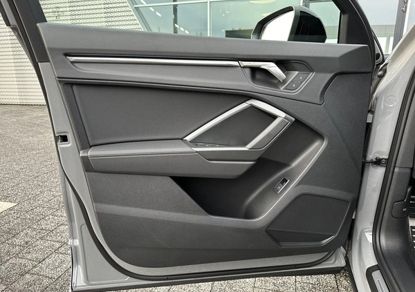 Audi Q3 cena 258800 przebieg: 5, rok produkcji 2024 z Skaryszew małe 352